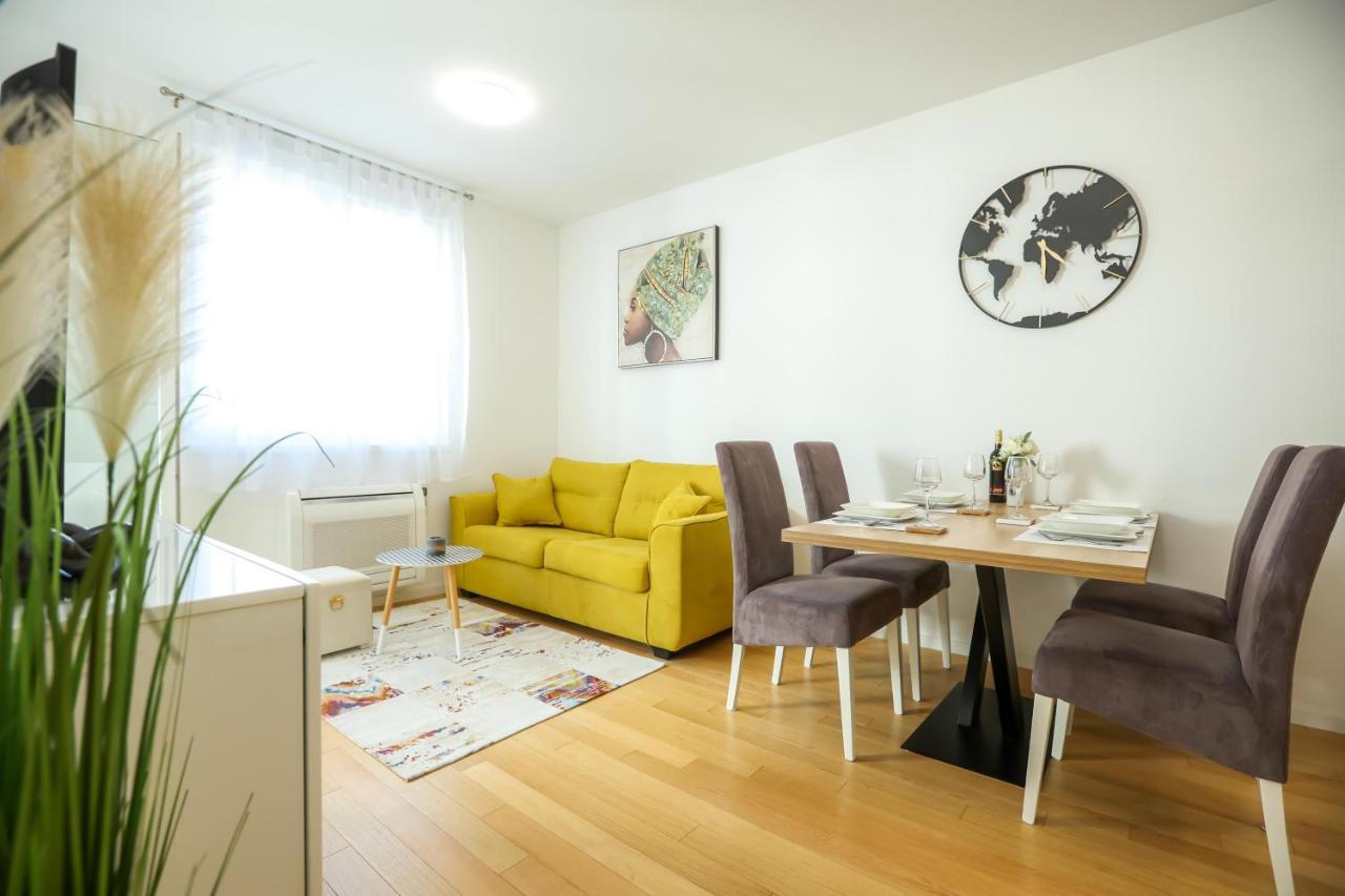 Apartment Margarita ザダル エクステリア 写真