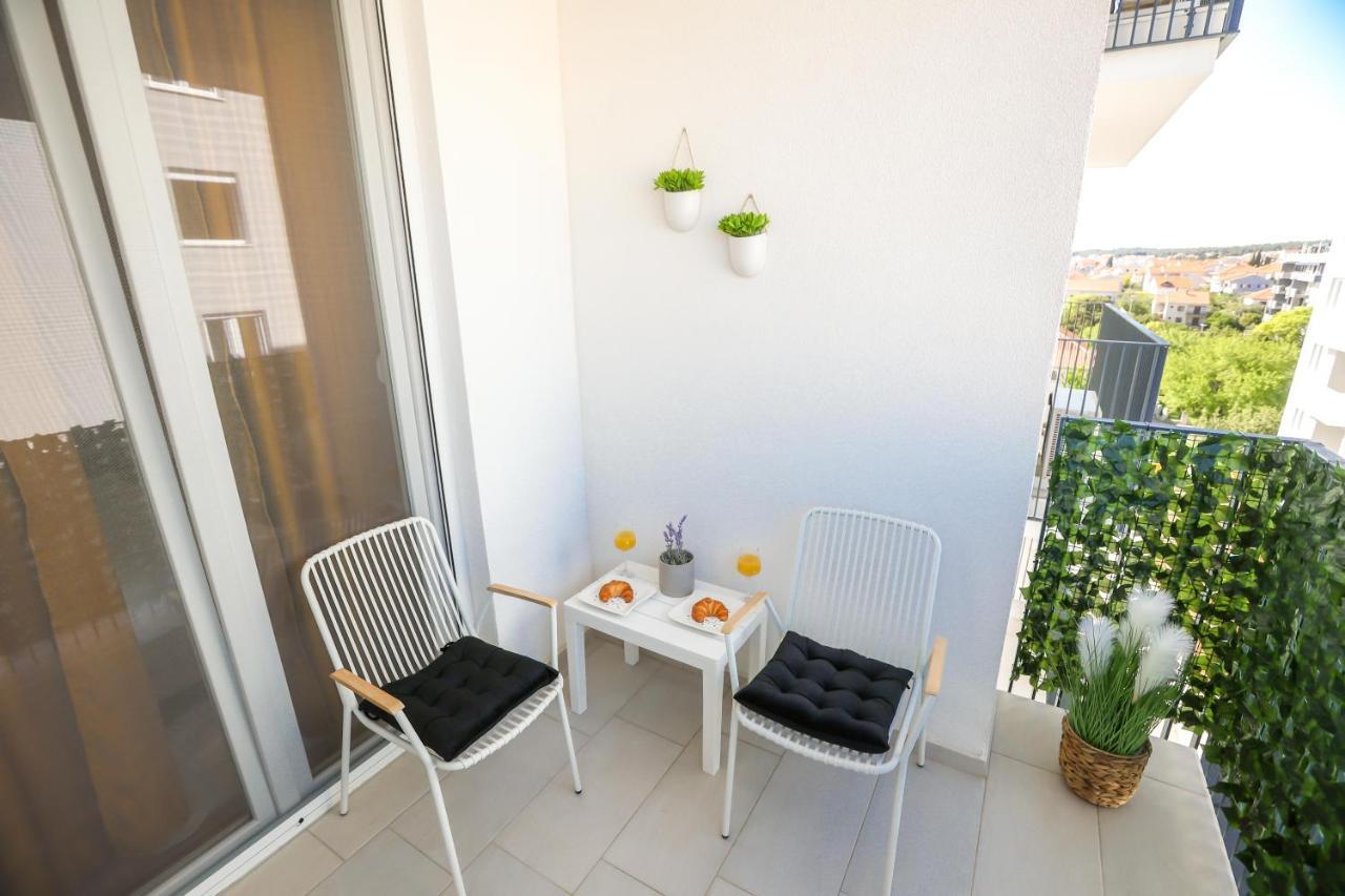 Apartment Margarita ザダル エクステリア 写真