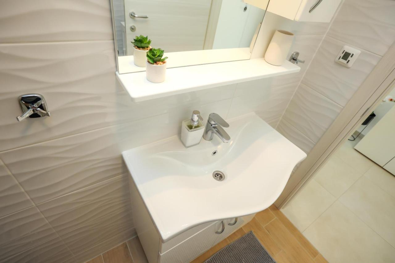 Apartment Margarita ザダル エクステリア 写真